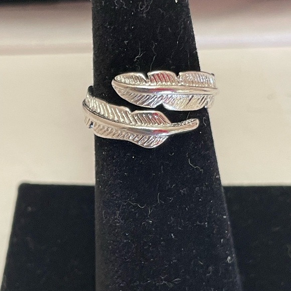 Silver Feather Adjustable Ring - Picture 1 of 7